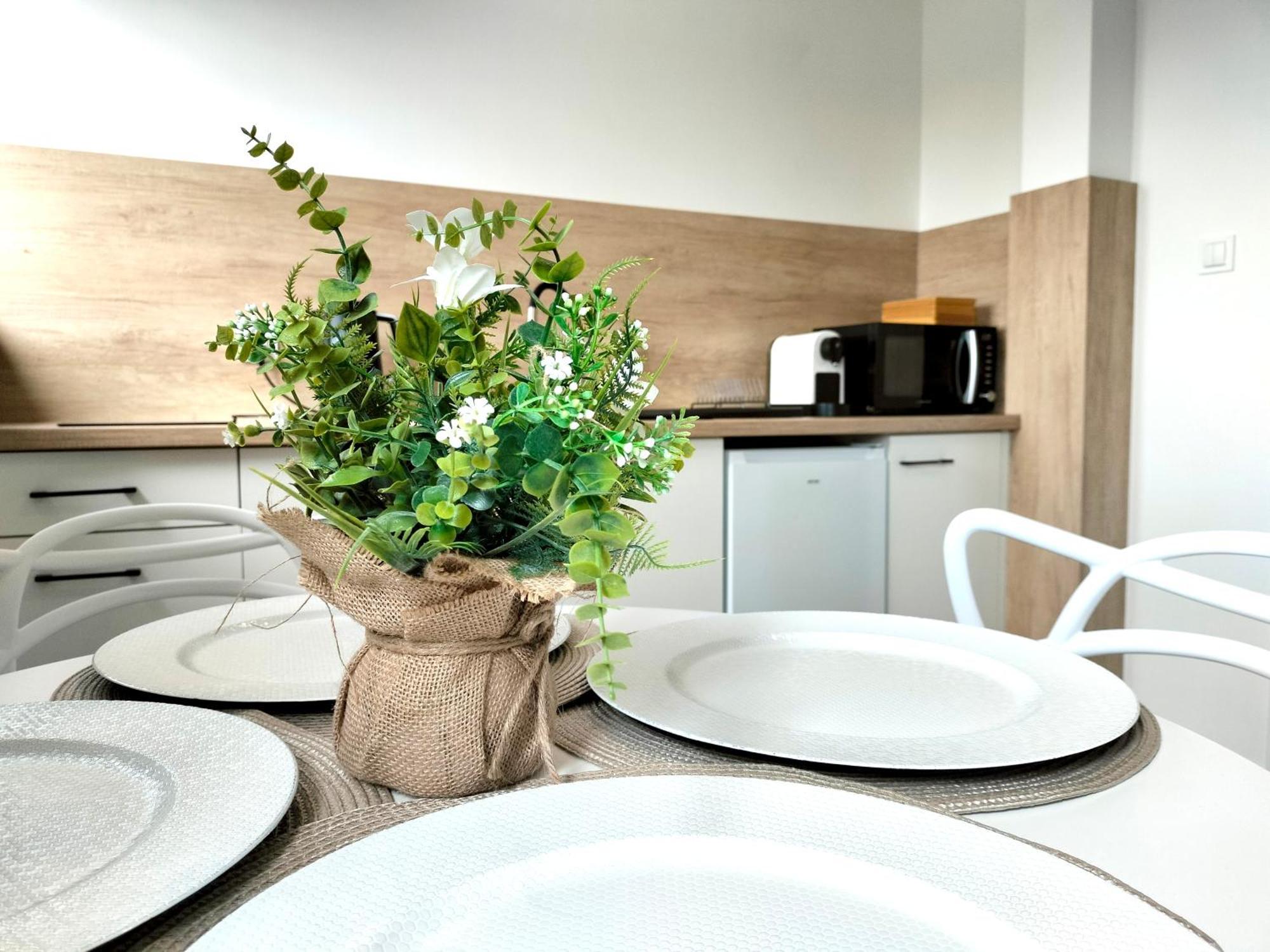 Agroturystyka Jodlowa - Rodzinne Apartamenty W Centrum Gor Swietokrzyskich - Sala Zabaw, Zwierzeta, Bilard Krajno-Zagorze 외부 사진