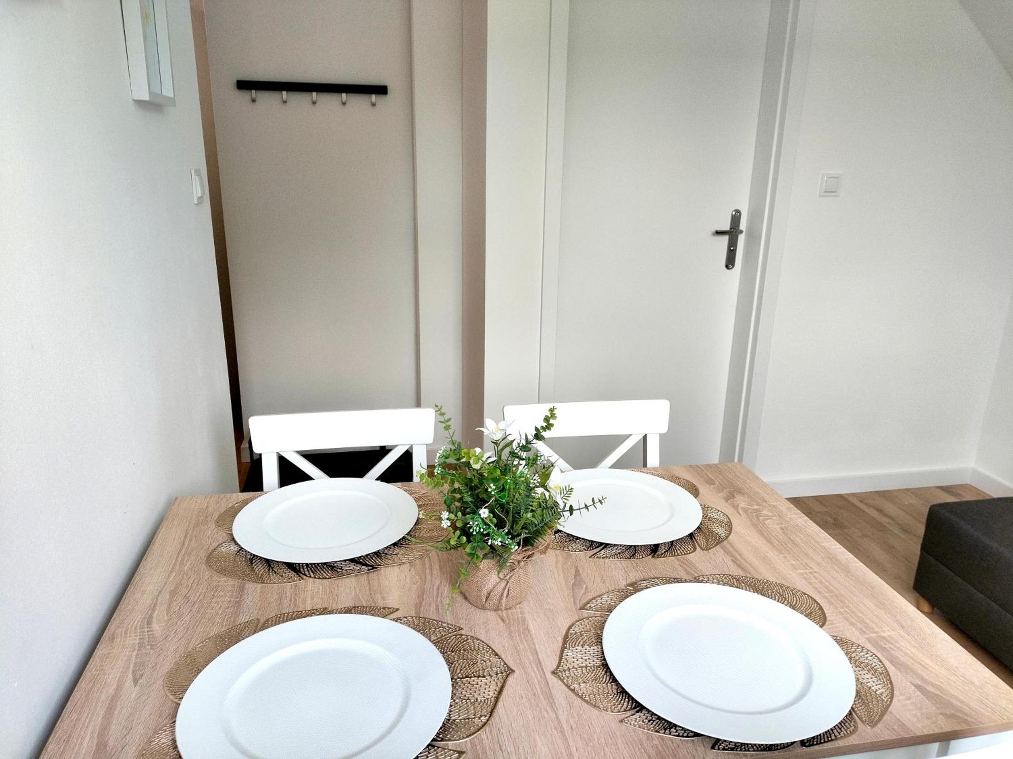 Agroturystyka Jodlowa - Rodzinne Apartamenty W Centrum Gor Swietokrzyskich - Sala Zabaw, Zwierzeta, Bilard Krajno-Zagorze 외부 사진